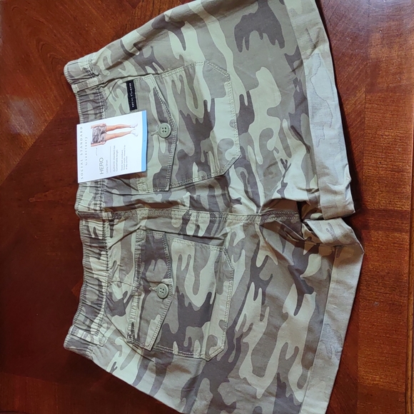 Social Standard by Sanctuary Camo Roll Tab Shorts - Picture 7 of 9